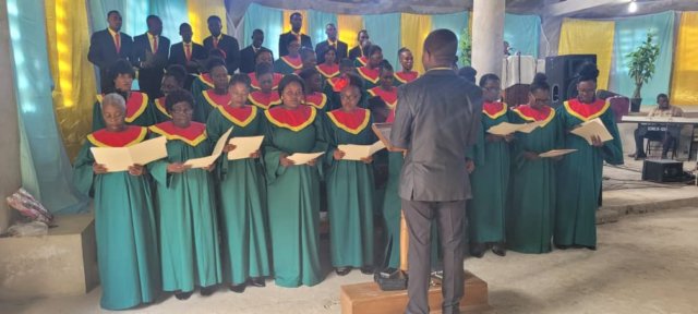 lachoraledelebesn9.jpg
